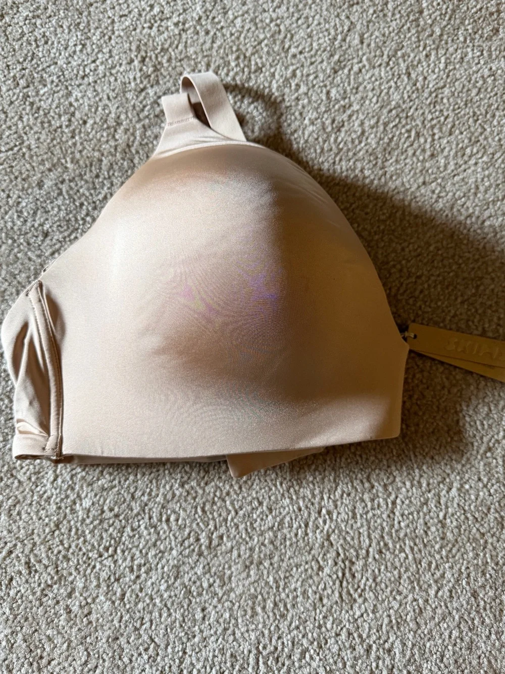 SKIMS Smooth Nude Wireless T-Shirt Bra - Clay - Picture 3 of 4